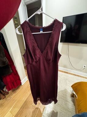 Old Navy Lace-Trim Sleep Slip - Wine